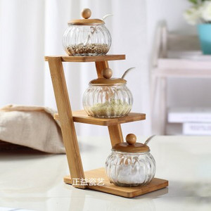 Buitinė pipirų druskos stiklinė prieskonių indelio laikymo dėžutė organizatorius keraminis prieskonių indelis trapecijos formos viršutinio ir apatinio sluoksnio bambuko lentyna