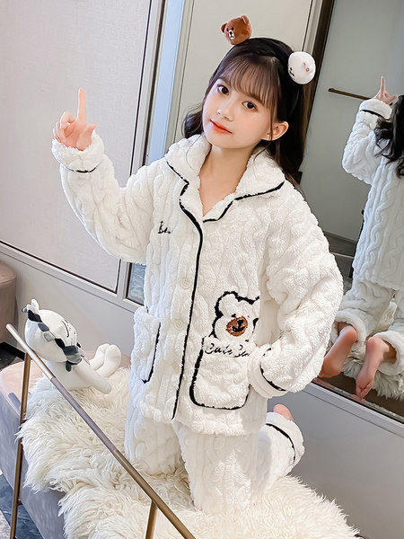 Detské vyšívané dvojdielne plyšové pyžamo pre dievčatá