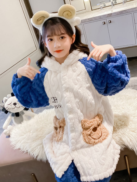 Detské pyžamo pre dievčatá s ozdobným medvedíkom