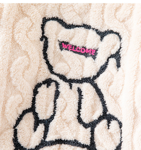 Dvojdielne plyšové pyžamo s výšivkou pre dievčatá