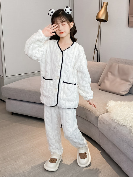 Παιδική πιτζάμα με κουμπιά  για κορίτσια