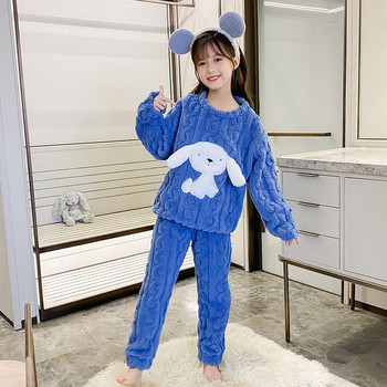 Зимна пижама за момичета  с декоративно плетиво