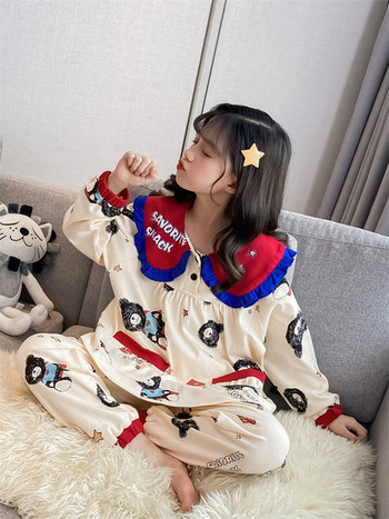 Детска пижама от две части с голяма яка и принт за момичета