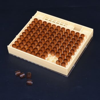 Кутия за чашки за отглеждане на пчеларска кралица 120x Система за кафяви клетъчни чаши Инструменти за ларви Cupu Системата на кутията на кралицата Пластмасови инструменти за клетка Nicot