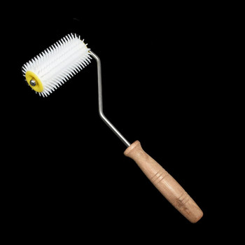 Пластмасов валяк с игла за извличане на пчелен мед + дървена пчелна гребен Инструменти Комплект консумативи за домашна градина