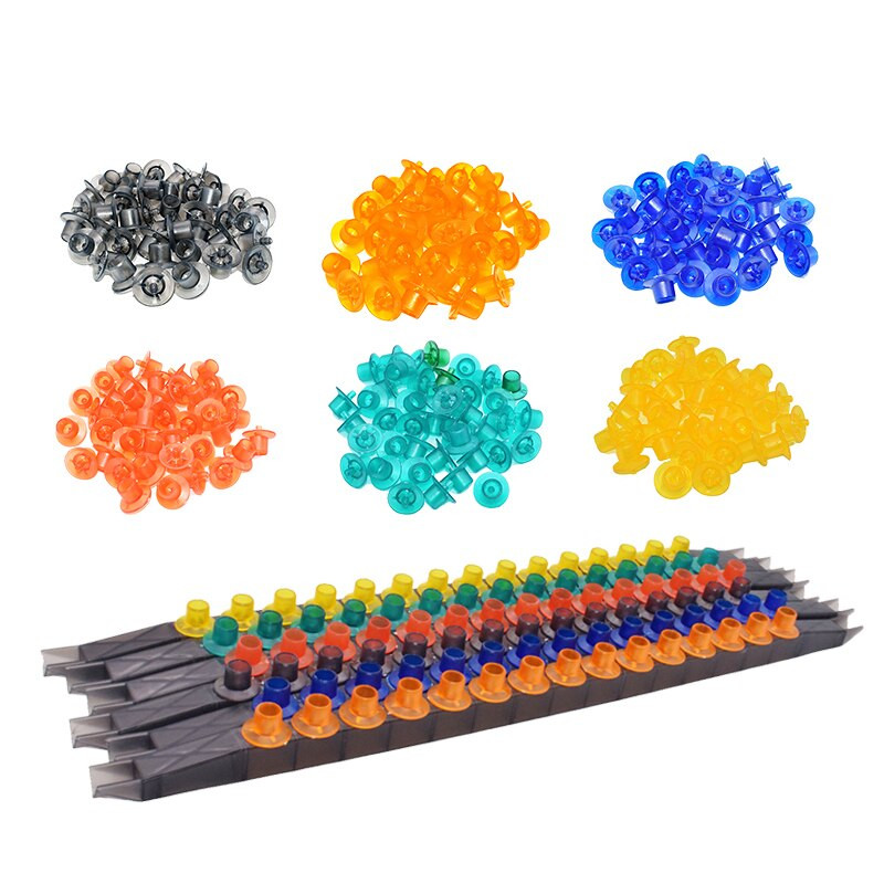 1 rinkinys karalienės auginimo rėmas su 2 vnt rėmo strypais 4 ląstelių elementų laikiklis su JZBZ puodeliais x 70 vnt.