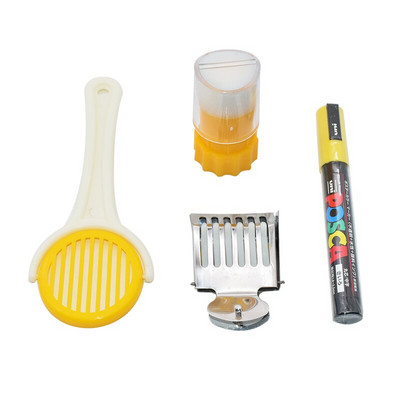 Karalienės žymėjimo rinkinys POSCA žymėjimo rašiklis su viena ranka karalienės žymėjimo narveliu.