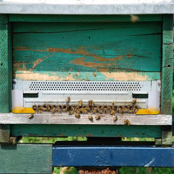 Πρακτικός μελισσοκομικός διανομέας νερού μελισσοκομίας Honey Beehive Entrance Feeder Bee Drinking Beekeeping Equipment Beekeeper Tool 4 τμχ