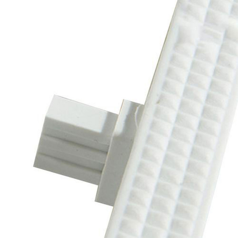 Úszómedence túlfolyó rács csúszásmentes deszka Úszómedence vízlefolyó rács Úszómedence felszerelések tartozékok