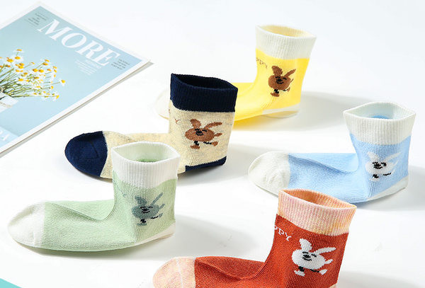 Vaikiškos kojinės berniukams - su siuvinėjimais