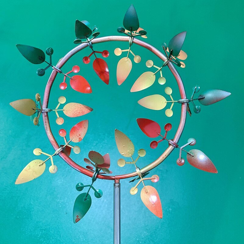 Unikalūs vaivorykštės spalvos metaliniai vėjo malūnai, lauko vėjo suktukai, vėjo kolekcionieriai, kiemo kiemas, vejos sodo dekoravimas, dovanų laivas