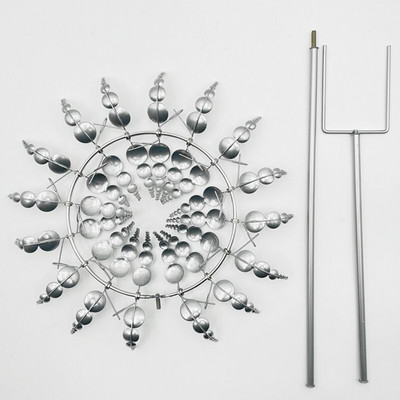 Unikátny magický kovový veterný mlyn, vonkajšie veterné rotačné vrtule, zberače vetra, nádvorie, terasa, trávnik, záhrada, dekorácia, vonkajšia/vnútorná