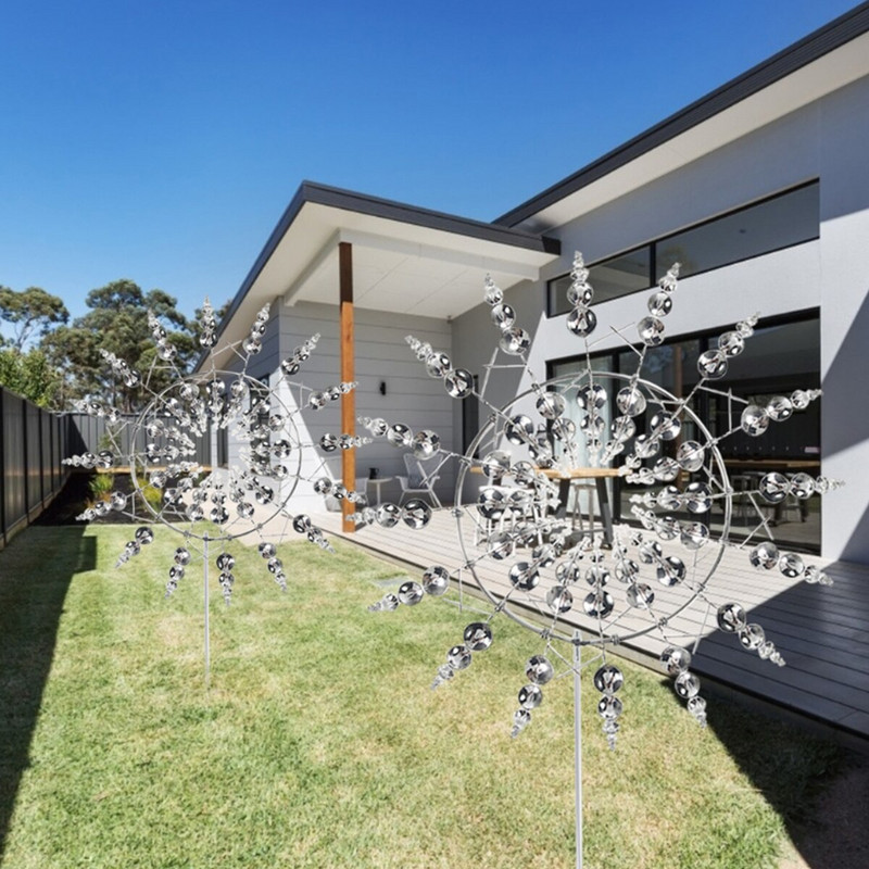 Magický kovový veterný mlyn, veterné sochy, veterná rotácia, kinetický lapač vetra, vonkajšia dekorácia dvora, záhrada, krajina