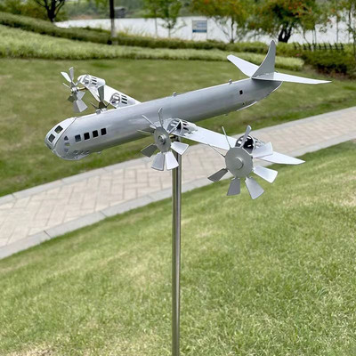 Super Fortress Aircraft Wind Spinner Fém szélmalom szélenergia dekoráció az udvarhoz Cool dekoráció szabadtéri kerti szobrokhoz