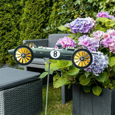 Záhradná dekorácia, veterná rotácia, pozemný kolík, domáce pretekárske auto, veterný mlyn, dvor, DIY remeslo