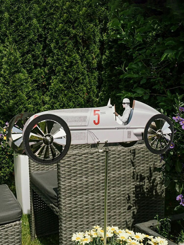 Záhradná dekorácia, veterná rotácia, pozemný kolík, domáce pretekárske auto, veterný mlyn, dvor, DIY remeslo