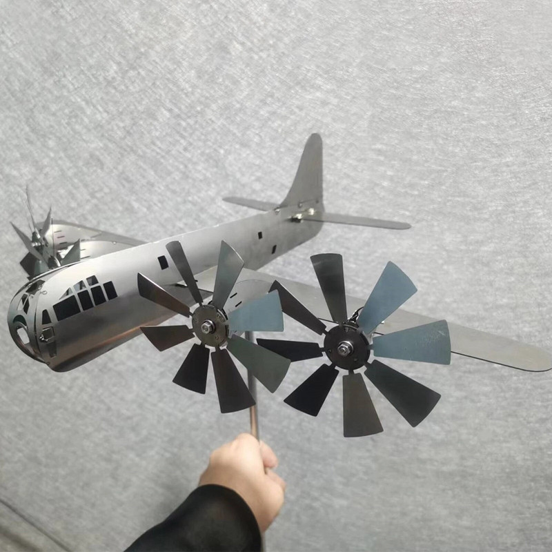 Kreatívny veterný mlyn B-29 Super Fortress, kovový veterný mlyn, skvelá dekorácia pre vonkajšiu záhradnú sochu, 3D lapač vetra.