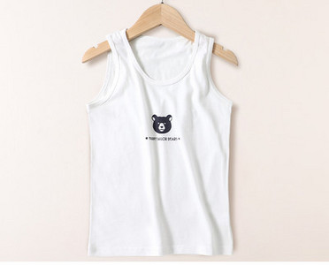 Laisvalaikio stiliaus apatinis kaklelis su aplikacijomis berniukams