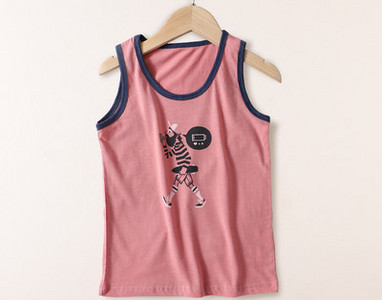 Laisvalaikio stiliaus apatinis kaklelis su aplikacijomis berniukams