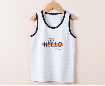 Vaikiški apatiniai apatiniai su kitokiu raštu berniukams