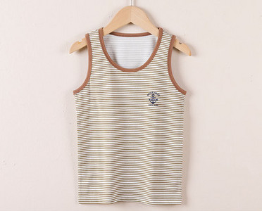 Vaikiški apatiniai apatiniai su kitokiu raštu berniukams