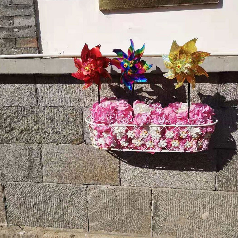 Veterník, veterníky, reflexný veterný mlyn na vtáky, záhradný dúhový trávnik, odstrašujúci vietor na párty, vonkajší dvor, vtáky, spinnery.