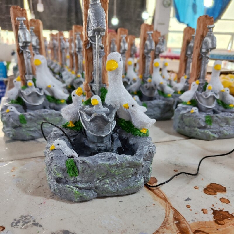 Fontano sodo dekoravimas Anties saulės energijos dervos terasa su LED šviesa voverės sodo dekoravimas lauko imitacinis dekoravimas