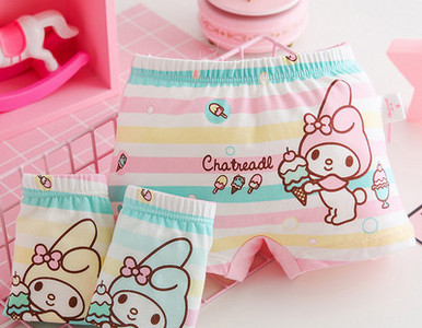 4 bokserių komplektas mergaitėms su aplikacija ir užrašu