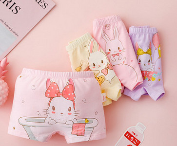 Vaikiški bokseriai su įvairių spalvų raštu