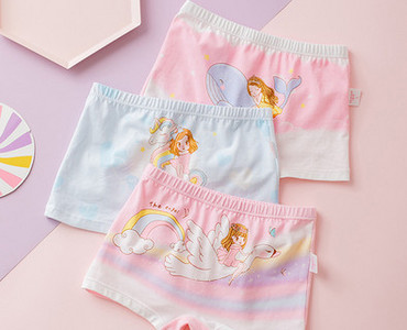 Vaikiški bokseriai su įvairių spalvų raštu