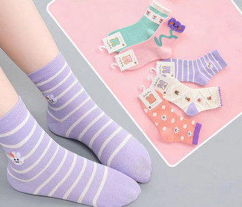 5 kojinių rinkinys mergaitėms su kelių spalvų siuvinėjimais