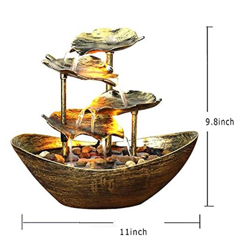 Stalinis fontanas Vandens fontanas su šiltomis šviesomis interjere Mažas fontanas, tinkantis atsipalaiduoti namų biure