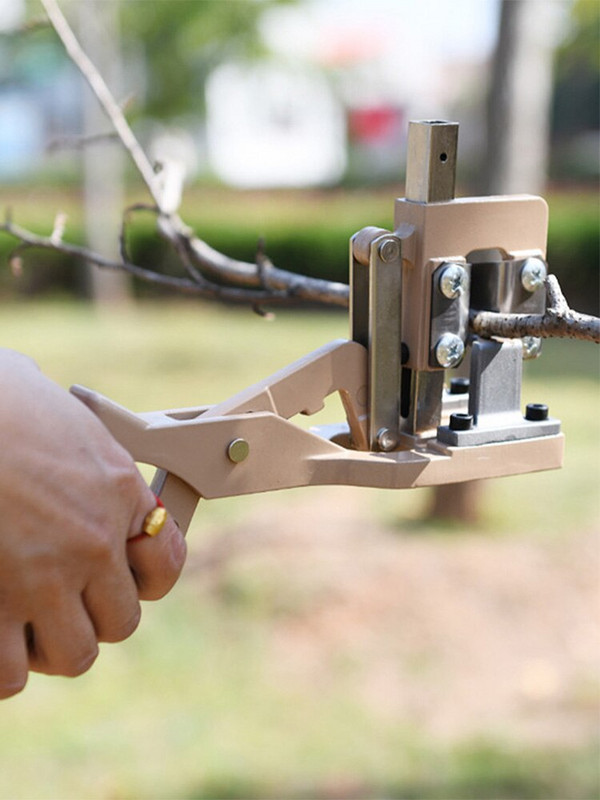 Sodo įrankiai profesionalūs ūkininkavimas genėjimo žirklės skiepijimas žirkliniai vaismedžių skiepai sekatoriai Genėjimo pjovimo peilis