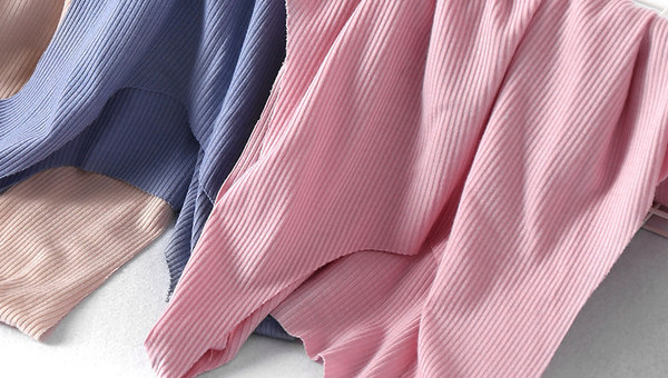 Vienspalvė apatinė marškinėlė mergaitėms su ovalia iškirpte