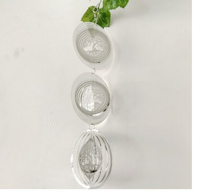 Šiaurės šalių geometriniai 3D apverčiami vėjo varpeliai sodo parko pajūrio langas didelis medis kabantys besisukantys vėjo varpeliai lauko pakabos dekoravimas