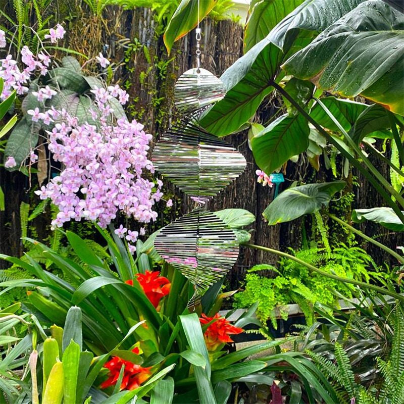 Šiaurės šalių geometriniai 3D apverčiami vėjo varpeliai sodo parko pajūrio langas didelis medis kabantys besisukantys vėjo varpeliai lauko pakabos dekoravimas