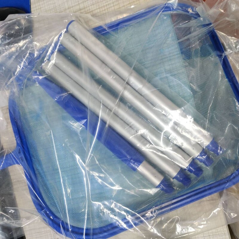 Baseino iškrovimo tinklelis Baseino valymas teleskopiniais stulpelių lapų tinkliniais lapeliais