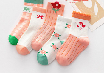 Παιδικές κάλτσες με φλοράλ μοτίβα για κορίτσια