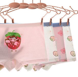 Boxeri pentru copii cu motive florale