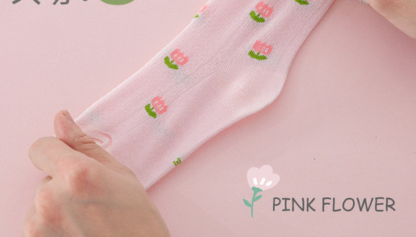 Įvairių spalvų vaikiškos kojinės mergaitėms