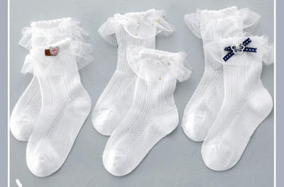 Csipke zokni lányoknak szalaggal 3 darab egy készletben