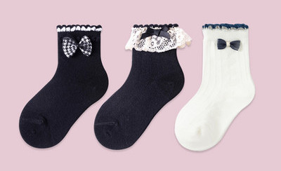 Vaikiškos kojinės su nėriniais ar kaspinėliais mergaitėms