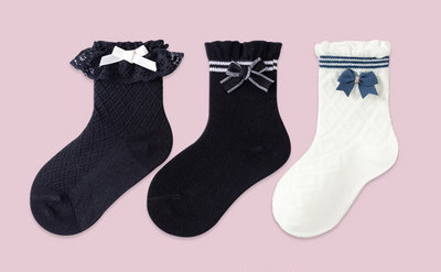 Vaikiškos kojinės su nėriniais ar kaspinėliais mergaitėms