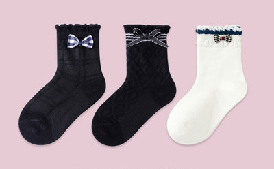 Vaikiškos kojinės su nėriniais ar kaspinėliais mergaitėms