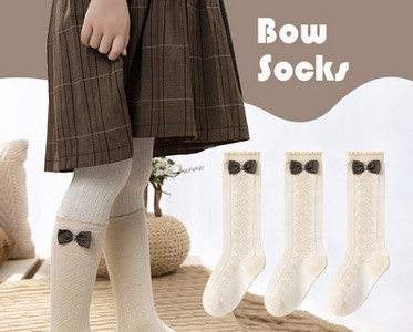 Vaikiškos kojinės su 3D kaspinu