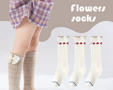 Vaikiškos kojinės su 3D kaspinu