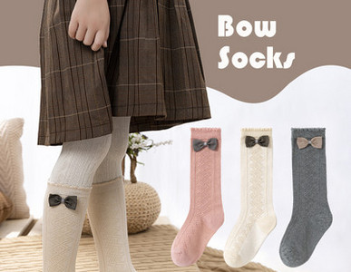 Vaikiškos kojinės su 3D kaspinu