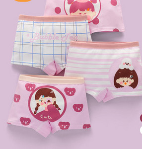 Vaikiškas bikinis su gėlių motyvais