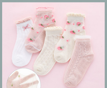 Vaikiškos kojinės mergaitėms su gėlių motyvais