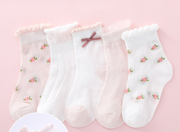 Vaikiškos kojinės mergaitėms su gėlių motyvais